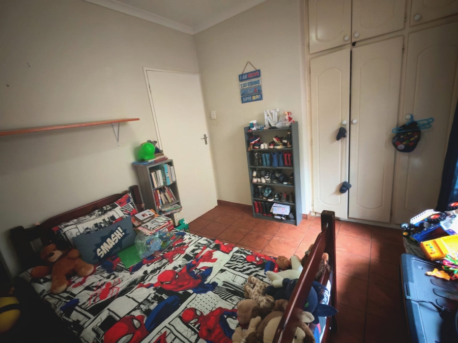 3 Bedroom Property for Sale in Lester Park KwaZulu-Natal