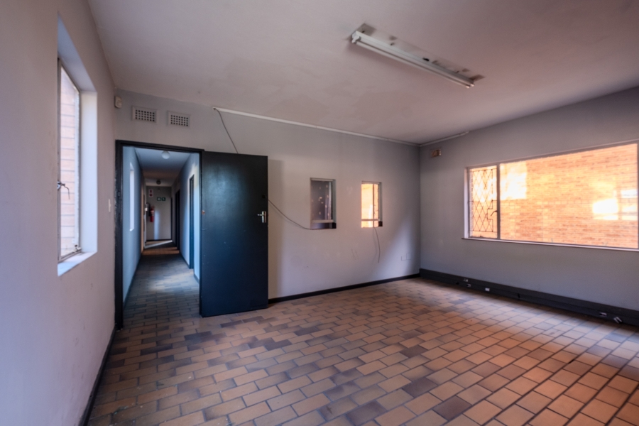 To Let Commercial Property for Rent in New Germany KwaZulu-Natal