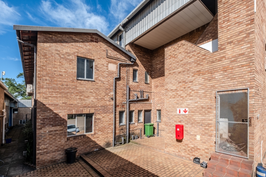 To Let Commercial Property for Rent in New Germany KwaZulu-Natal