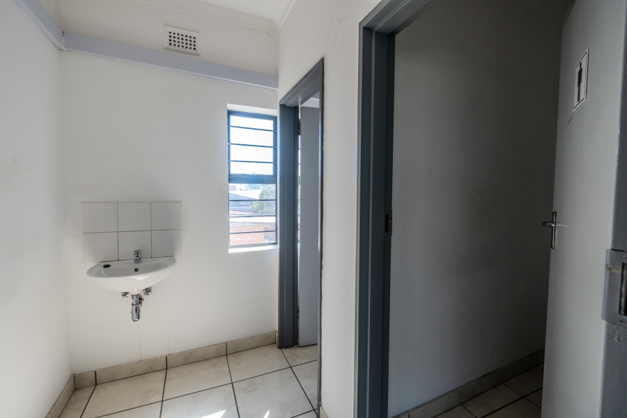 To Let Commercial Property for Rent in Pinetown KwaZulu-Natal