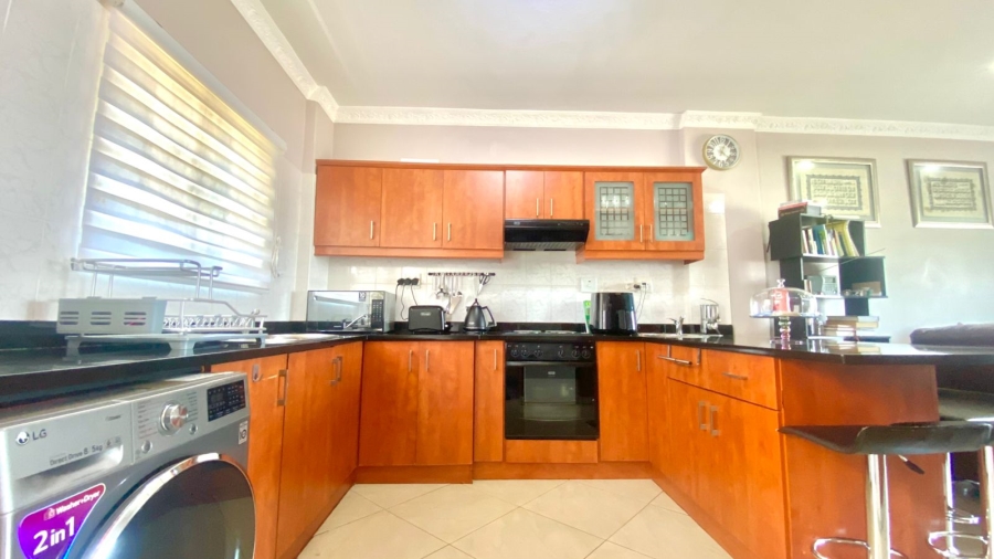2 Bedroom Property for Sale in Morningside KwaZulu-Natal