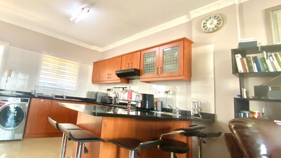 2 Bedroom Property for Sale in Morningside KwaZulu-Natal