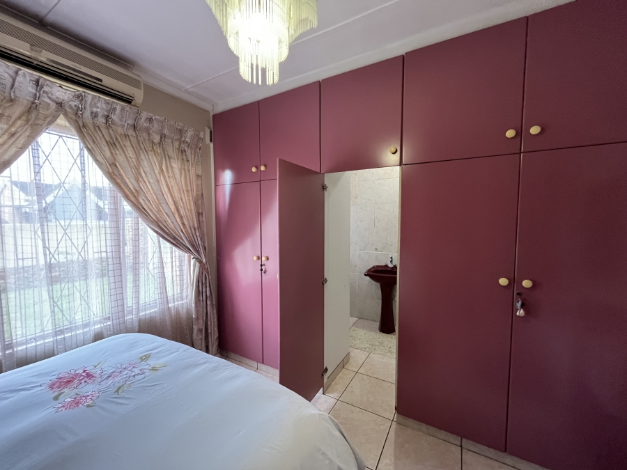 4 Bedroom Property for Sale in Palmview KwaZulu-Natal