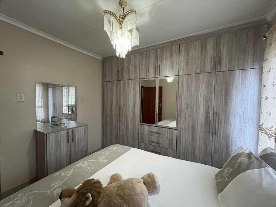 4 Bedroom Property for Sale in Palmview KwaZulu-Natal