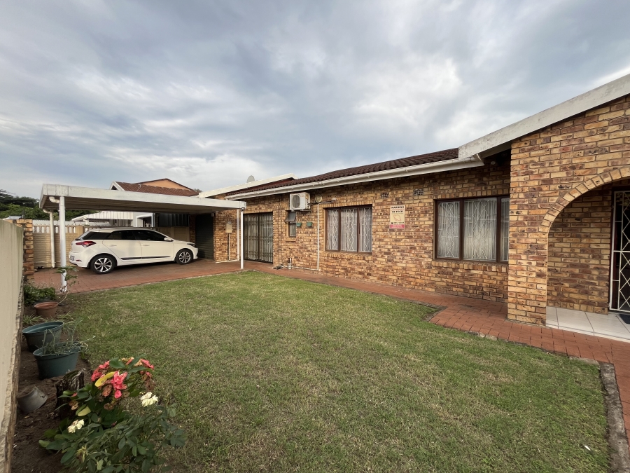 4 Bedroom Property for Sale in Palmview KwaZulu-Natal