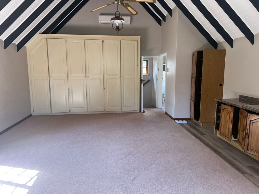 1 Bedroom Property for Sale in Camelot Golf Club and Estate KwaZulu-Natal