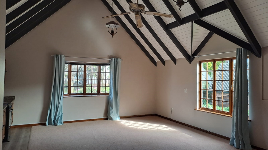 1 Bedroom Property for Sale in Camelot Golf Club and Estate KwaZulu-Natal