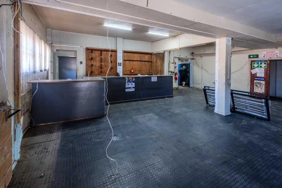 To Let Commercial Property for Rent in New Germany KwaZulu-Natal