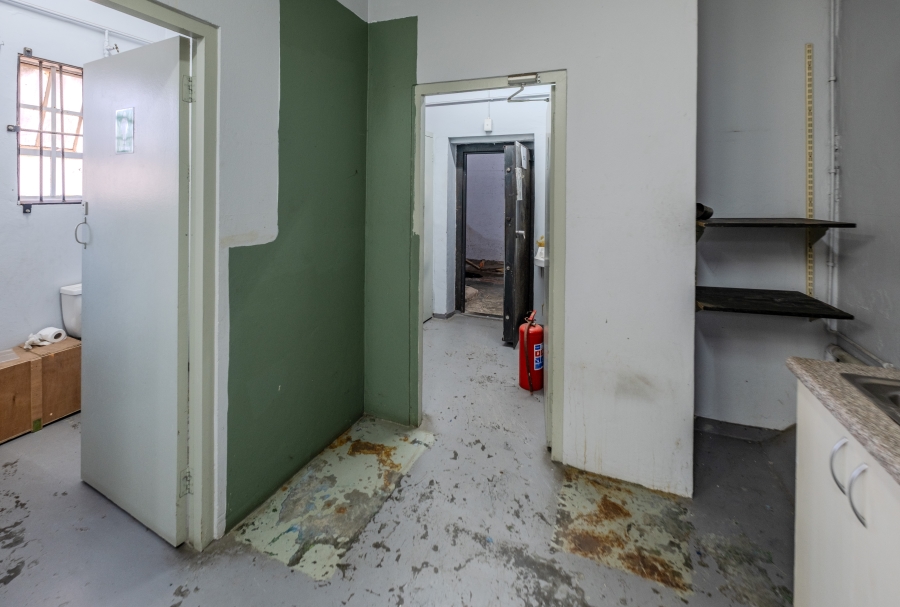 To Let Commercial Property for Rent in New Germany KwaZulu-Natal