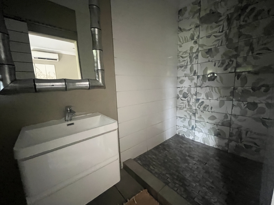 7 Bedroom Property for Sale in Ballito Central KwaZulu-Natal