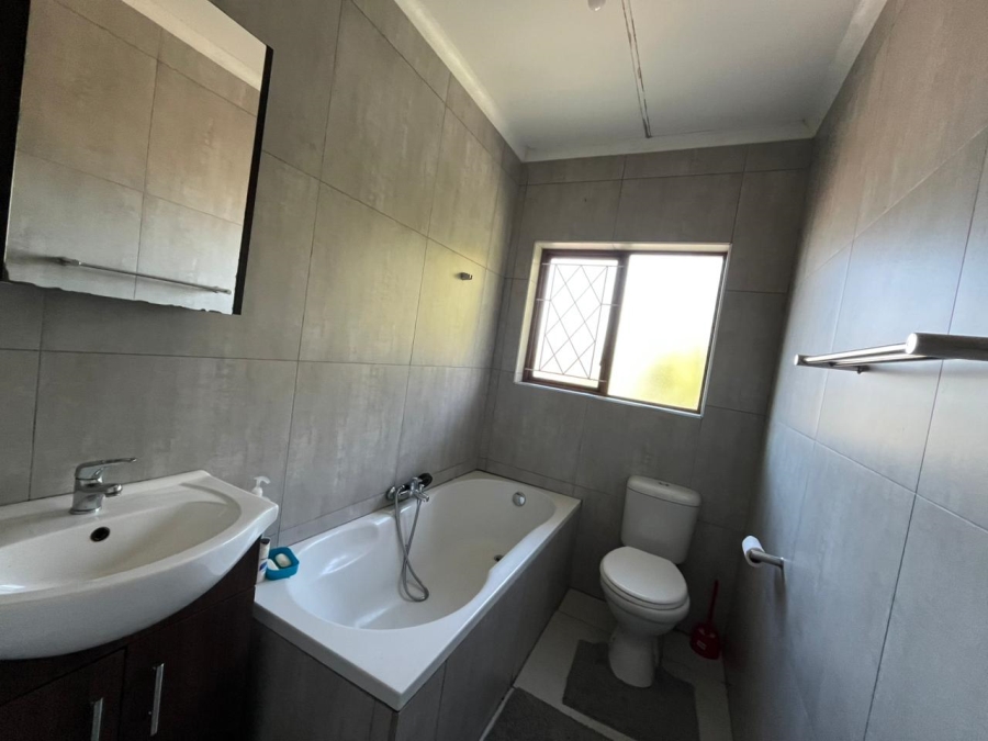 3 Bedroom Property for Sale in Escombe KwaZulu-Natal