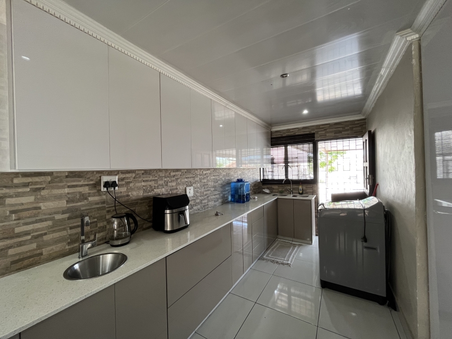 3 Bedroom Property for Sale in Caneside KwaZulu-Natal