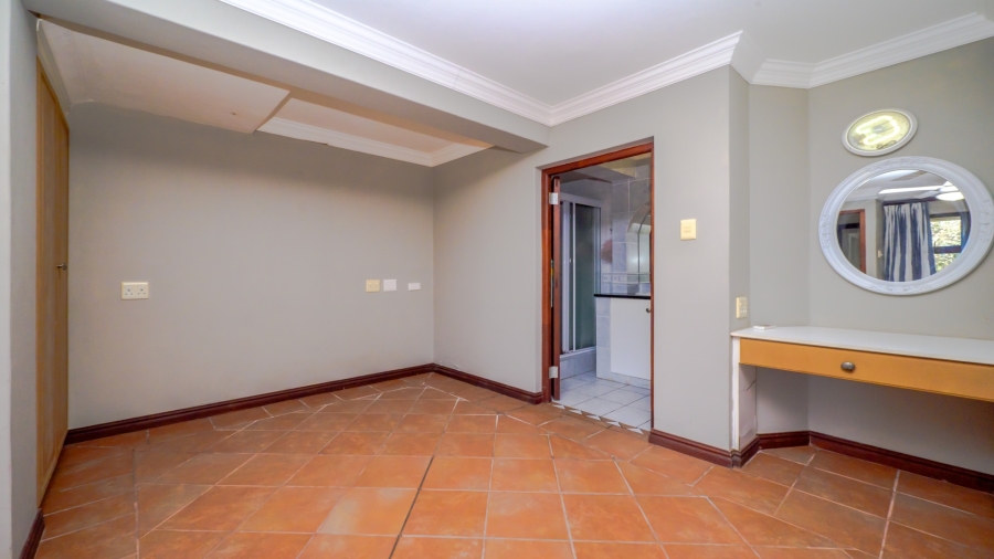 5 Bedroom Property for Sale in Prince