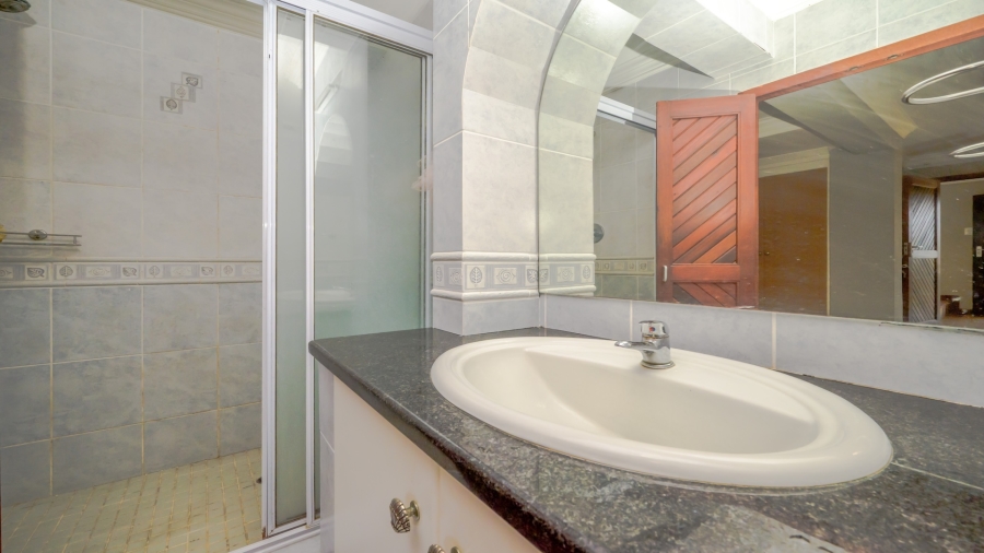 5 Bedroom Property for Sale in Prince