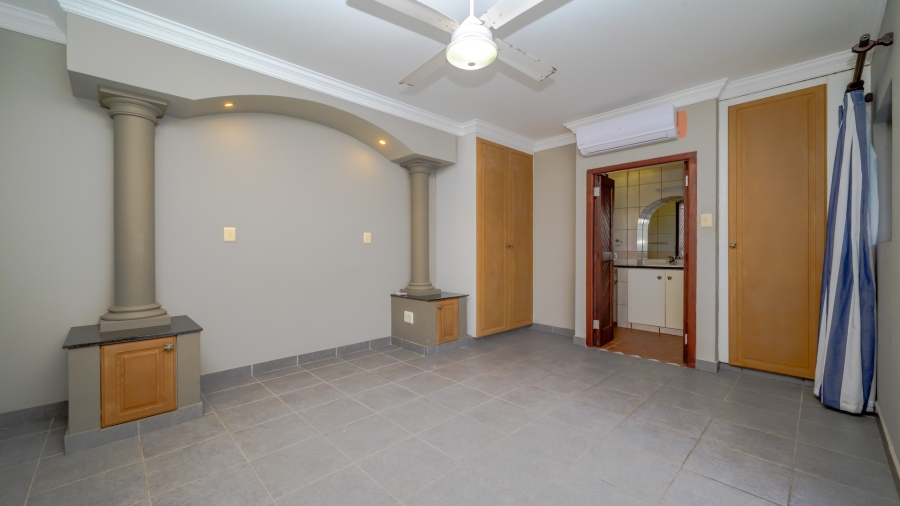 5 Bedroom Property for Sale in Prince
