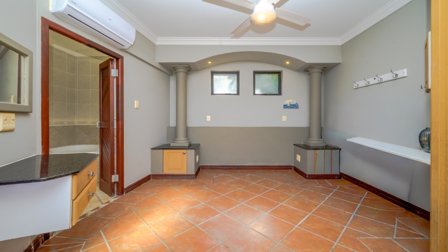 5 Bedroom Property for Sale in Prince
