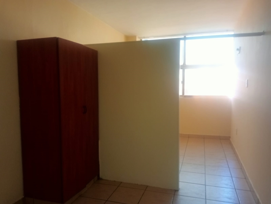 1 Bedroom Property for Sale in Greyville KwaZulu-Natal