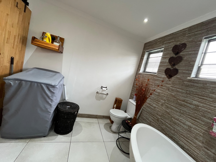3 Bedroom Property for Sale in Hillary KwaZulu-Natal