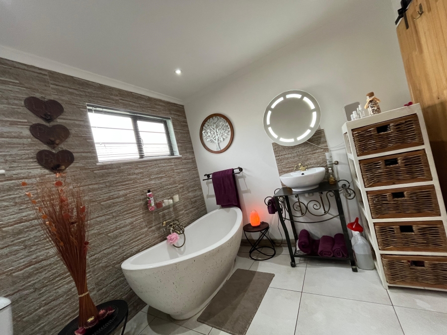 3 Bedroom Property for Sale in Hillary KwaZulu-Natal