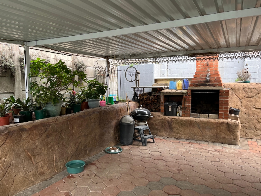 3 Bedroom Property for Sale in Hillary KwaZulu-Natal