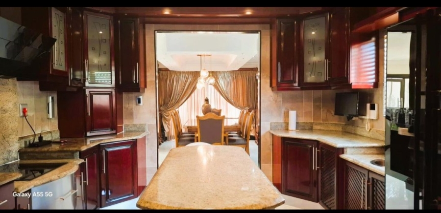 5 Bedroom Property for Sale in Broadlands KwaZulu-Natal