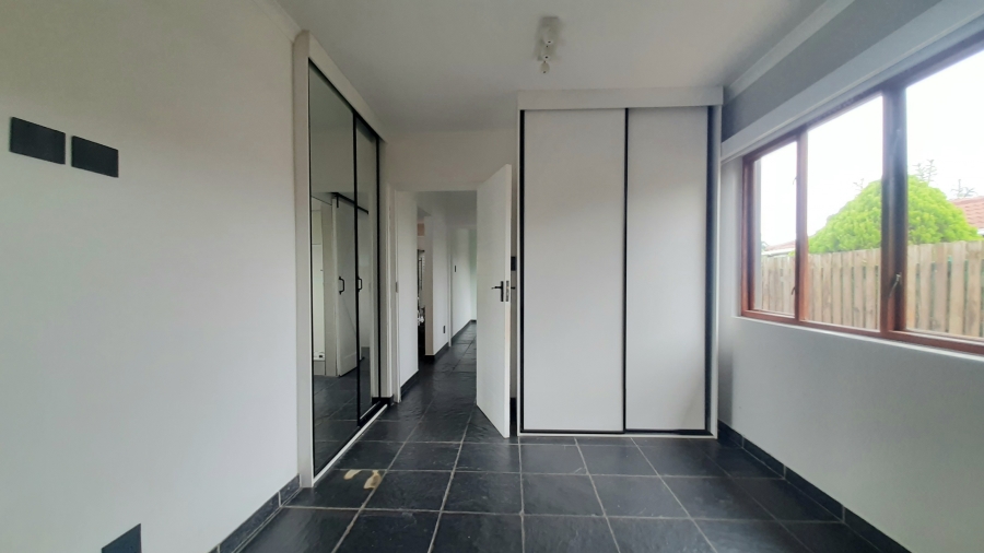 3 Bedroom Property for Sale in Seaward Estate KwaZulu-Natal
