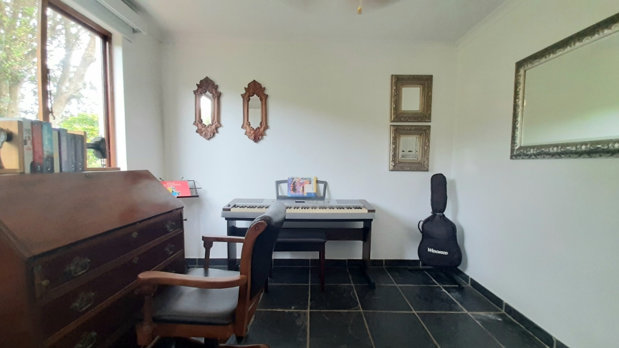 3 Bedroom Property for Sale in Seaward Estate KwaZulu-Natal