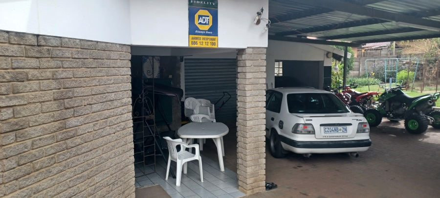 3 Bedroom Property for Sale in Lennoxton KwaZulu-Natal