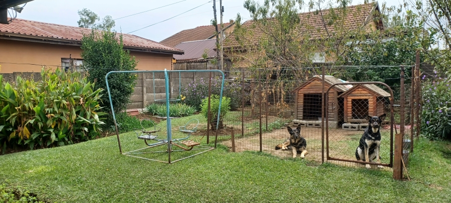 3 Bedroom Property for Sale in Lennoxton KwaZulu-Natal