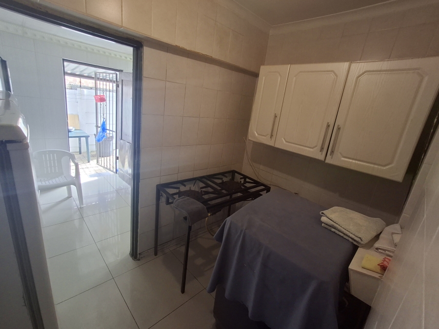3 Bedroom Property for Sale in Lennoxton KwaZulu-Natal
