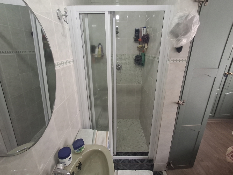 3 Bedroom Property for Sale in Lennoxton KwaZulu-Natal