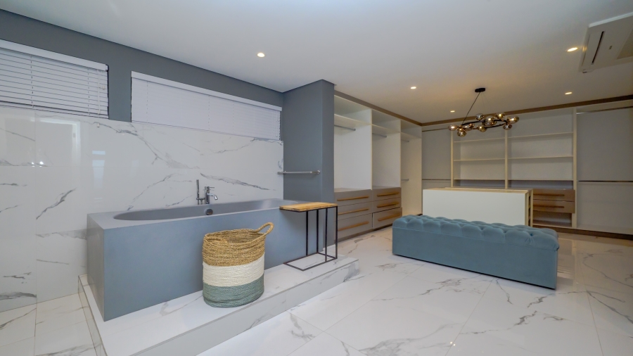 4 Bedroom Property for Sale in Sibaya Precinct KwaZulu-Natal