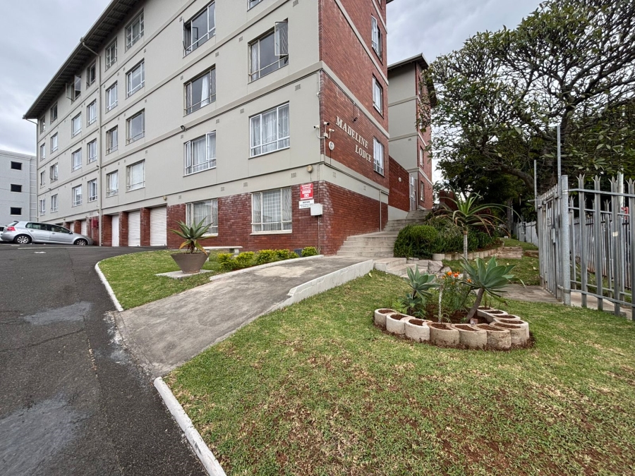1 Bedroom Property for Sale in Windermere KwaZulu-Natal