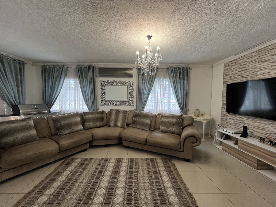 4 Bedroom Property for Sale in Sunford KwaZulu-Natal
