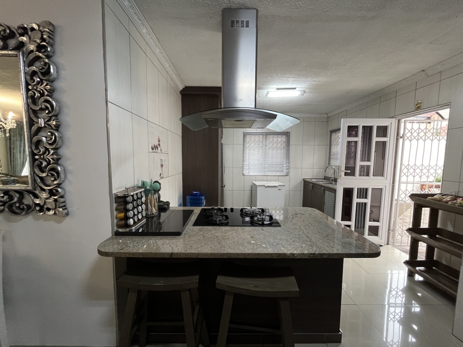 4 Bedroom Property for Sale in Sunford KwaZulu-Natal
