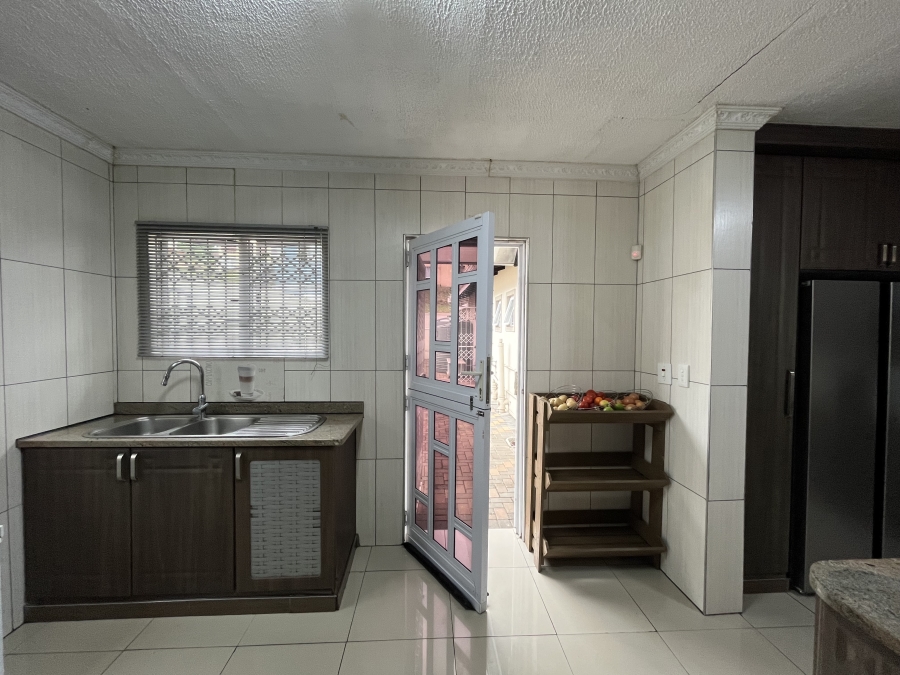 4 Bedroom Property for Sale in Sunford KwaZulu-Natal