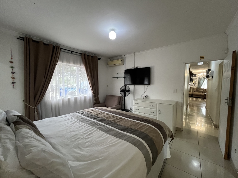 4 Bedroom Property for Sale in Sunford KwaZulu-Natal