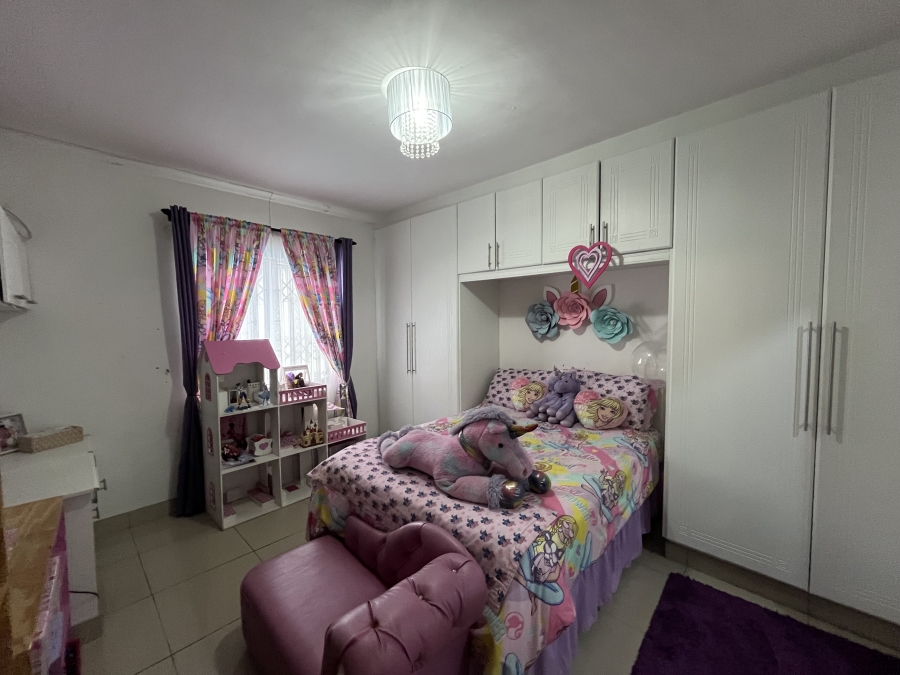 4 Bedroom Property for Sale in Sunford KwaZulu-Natal