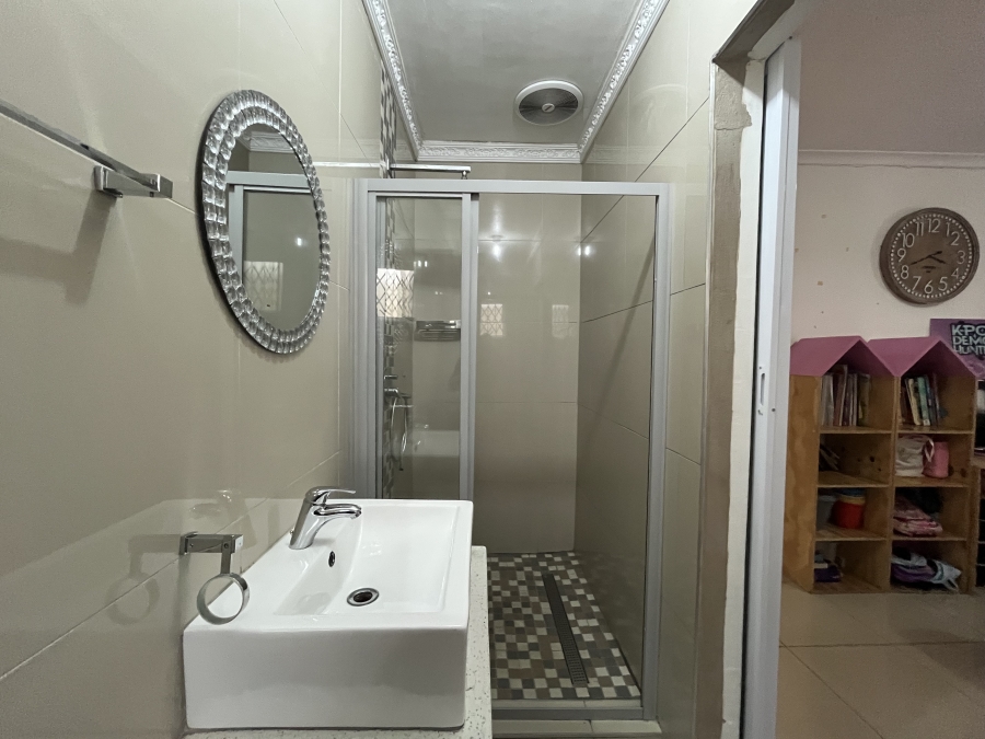 4 Bedroom Property for Sale in Sunford KwaZulu-Natal
