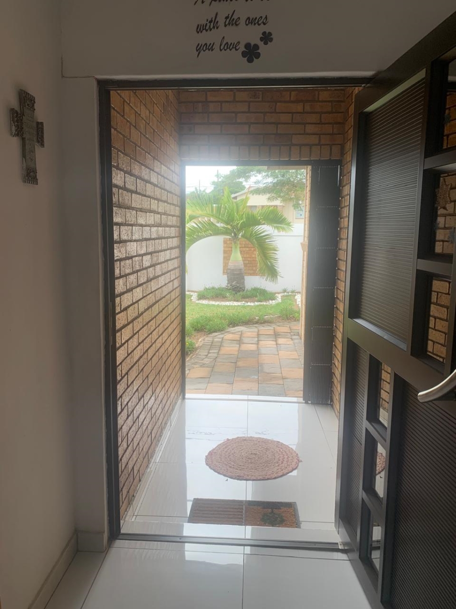 3 Bedroom Property for Sale in Brackenham KwaZulu-Natal