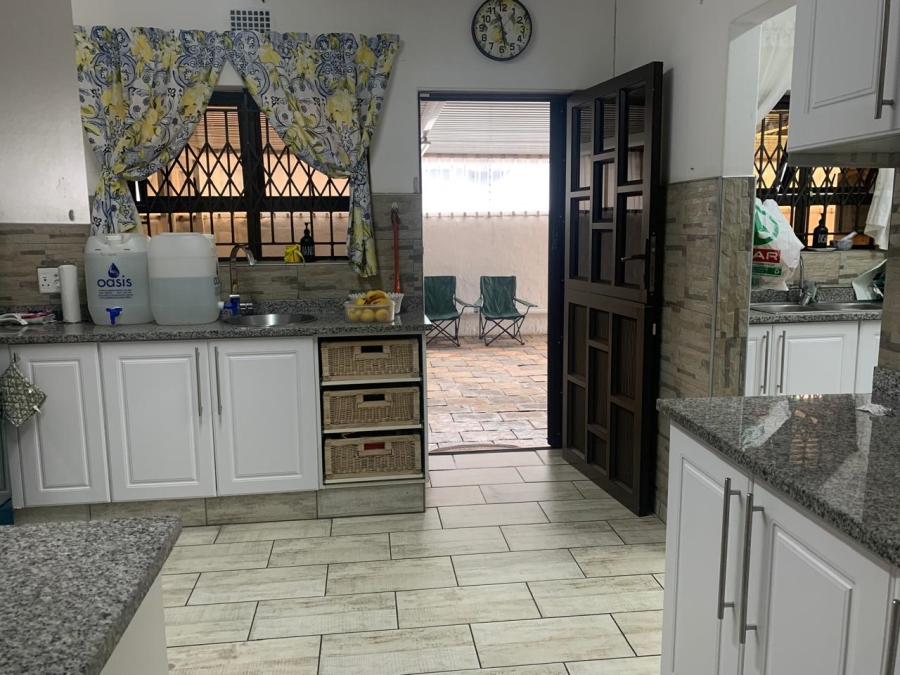 3 Bedroom Property for Sale in Brackenham KwaZulu-Natal
