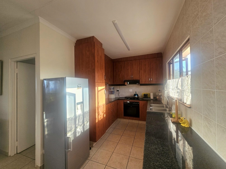 To Let 2 Bedroom Property for Rent in Athlone Park KwaZulu-Natal