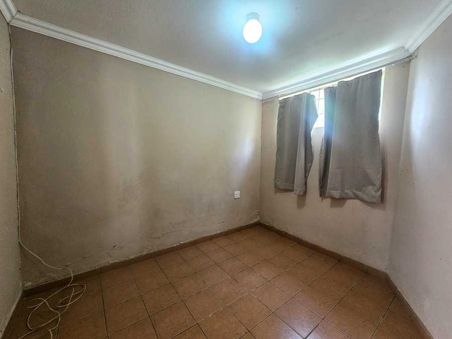 1 Bedroom Property for Sale in Sea View KwaZulu-Natal