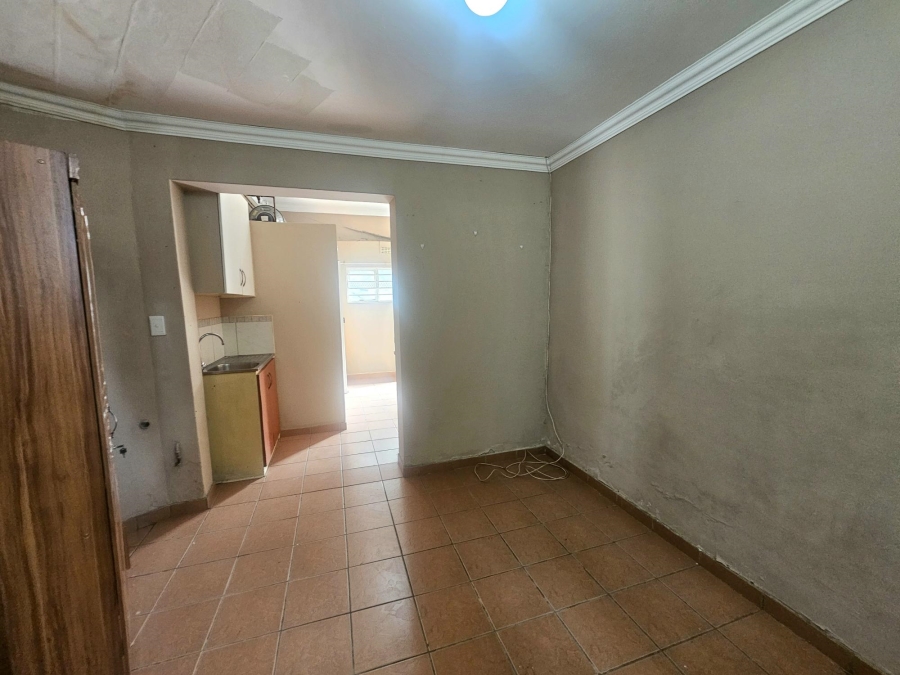 1 Bedroom Property for Sale in Sea View KwaZulu-Natal