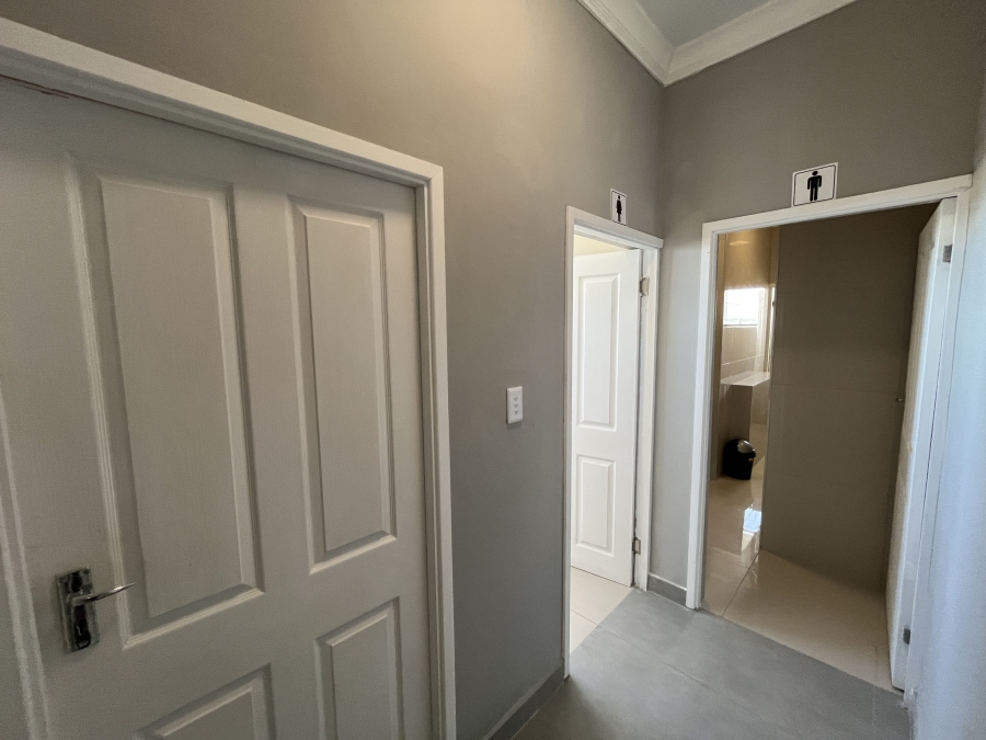 To Let Commercial Property for Rent in Ballito Commercial District KwaZulu-Natal