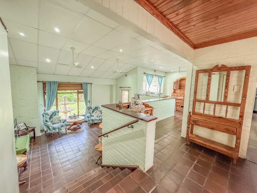 5 Bedroom Property for Sale in Fairview KwaZulu-Natal