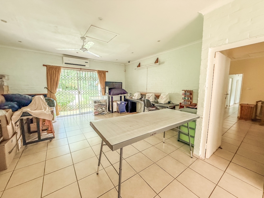 5 Bedroom Property for Sale in Fairview KwaZulu-Natal