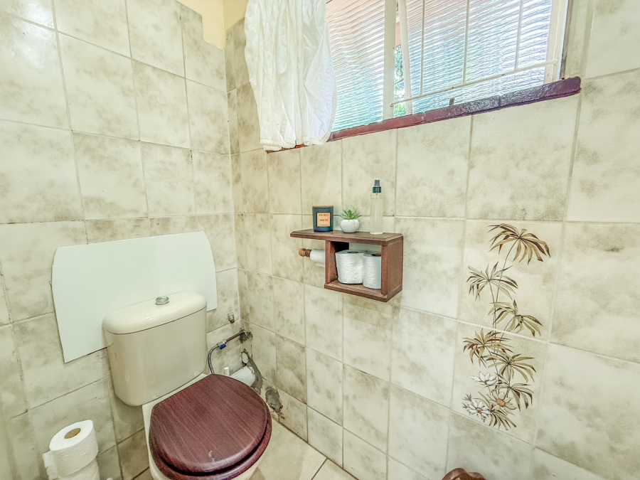 5 Bedroom Property for Sale in Fairview KwaZulu-Natal