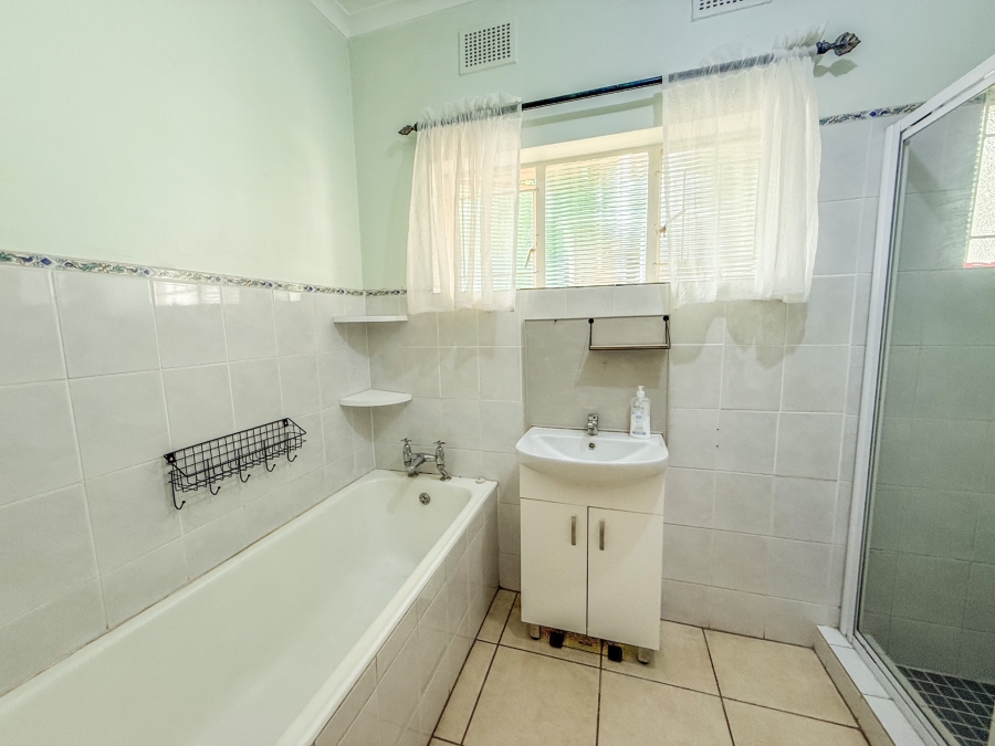 5 Bedroom Property for Sale in Fairview KwaZulu-Natal
