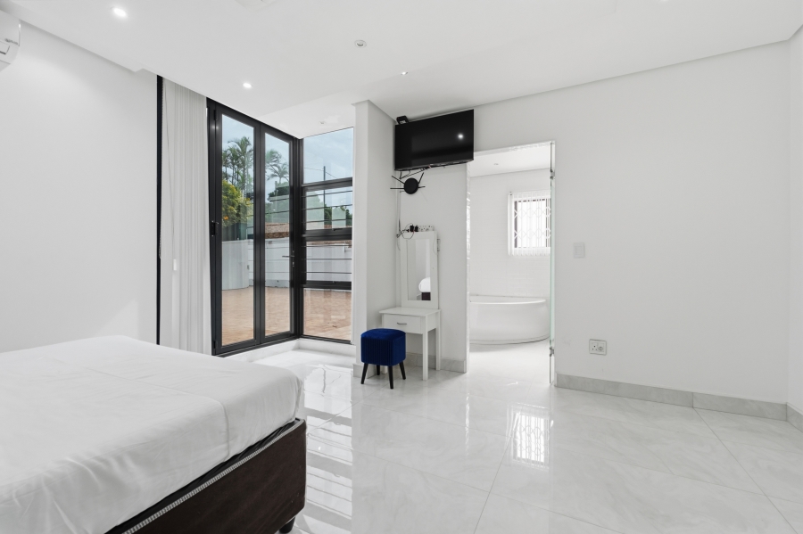 7 Bedroom Property for Sale in Ballito Central KwaZulu-Natal